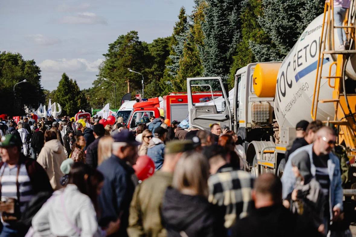 От школы до университета: как «Парад первоклассников» объединяет поколения