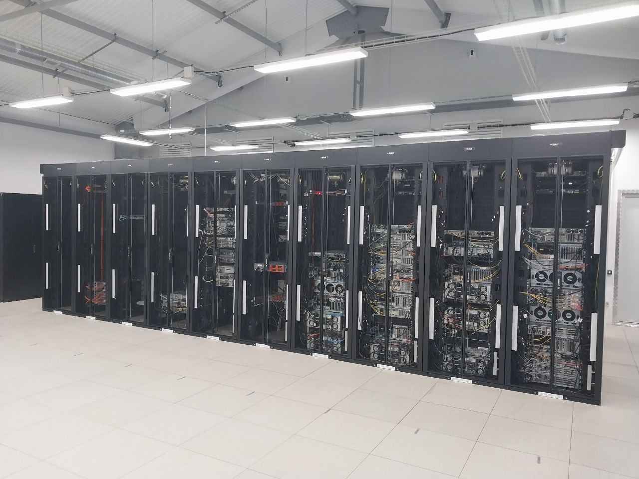 Сервера.jpg